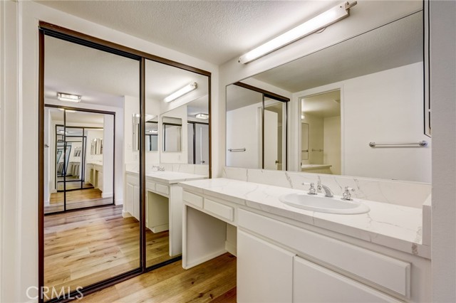 Detail Gallery Image 26 of 46 For 1900 Vine St #102,  Los Angeles,  CA 90068 - 2 Beds | 2 Baths
