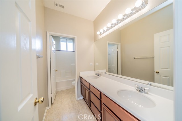 Detail Gallery Image 28 of 70 For 3675 Sunmeadow St, Corona,  CA 92881 - 6 Beds | 4 Baths