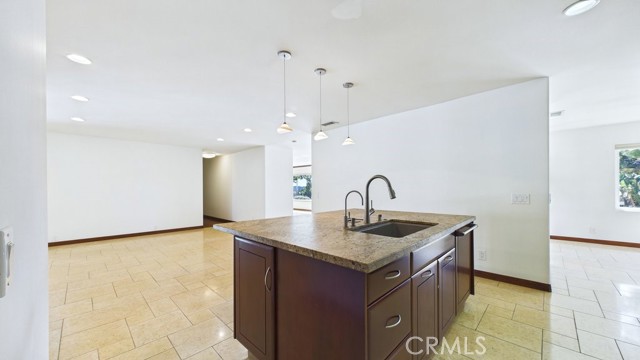 Detail Gallery Image 19 of 62 For 165 Cumberland Rd, Glendale,  CA 91202 - 3 Beds | 2/1 Baths