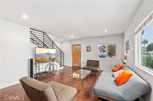 1466 W 49th Street #2, Los Angeles, CA, 90062 1466 W 49th Street #2, Los Angeles, CA, 90062