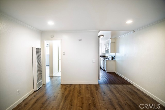 Detail Gallery Image 15 of 23 For 240 W Verdugo Ave #K,  Burbank,  CA 91502 - 2 Beds | 2 Baths
