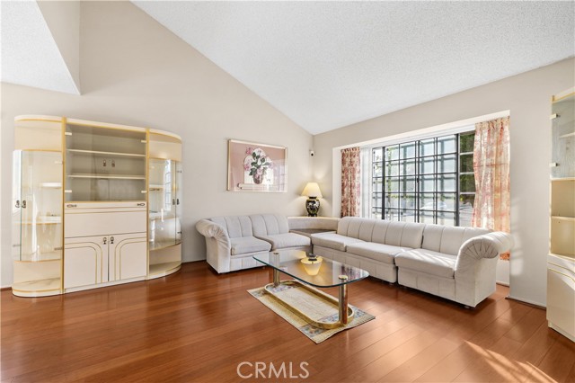 Detail Gallery Image 8 of 50 For 1000 Heaton Moor, Walnut,  CA 91789 - 4 Beds | 3 Baths