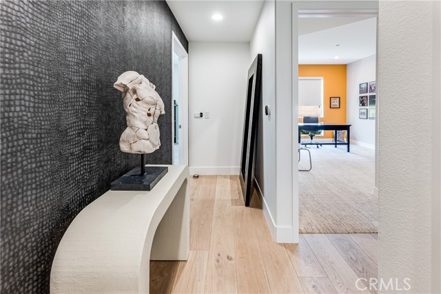 Detail Gallery Image 17 of 32 For 4820 Bellflower Ave #208,  North Hollywood,  CA 91601 - 3 Beds | 3 Baths