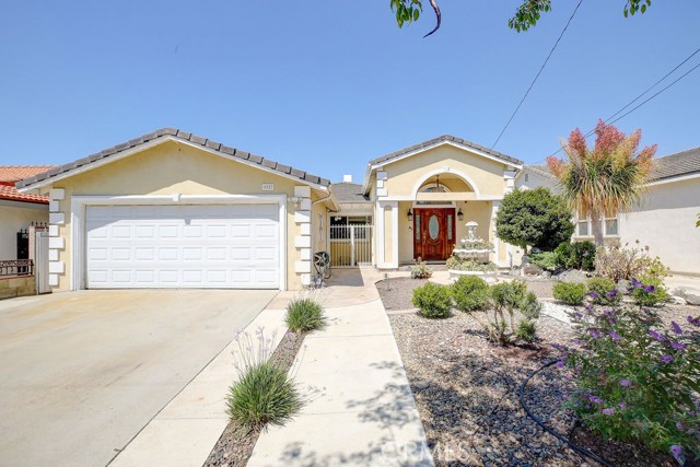 4923 Golden West Avenue, Temple City CA: https://media.crmls.org/medias/1becfd0d-e8fc-4db2-aa27-a6fcda471dca.jpg