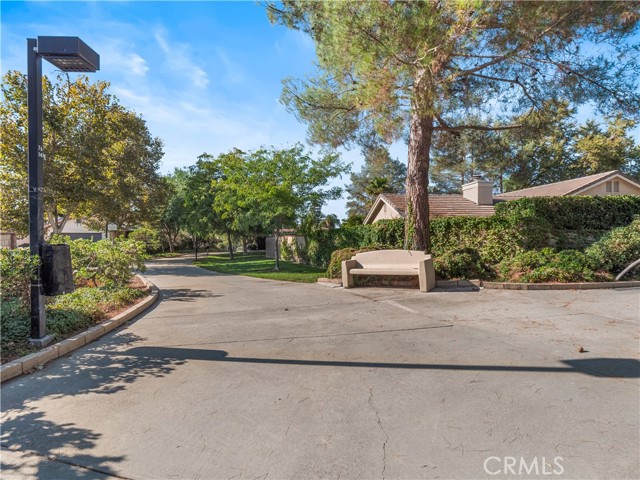 Detail Gallery Image 19 of 24 For 25995 Pueblo Dr, Valencia,  CA 91355 - 3 Beds | 2 Baths