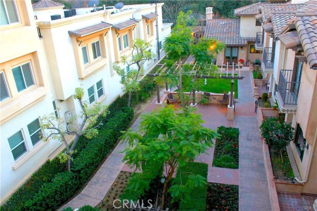 Bedroom Views of the Courtyard