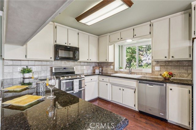 24798 Edelweiss, Crestline, CA 92325