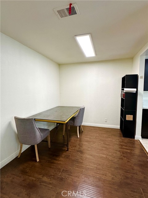 Detail Gallery Image 8 of 27 For 13532 Francisquito, Baldwin Park,  CA 91706 - 2 Beds | 2/1 Baths