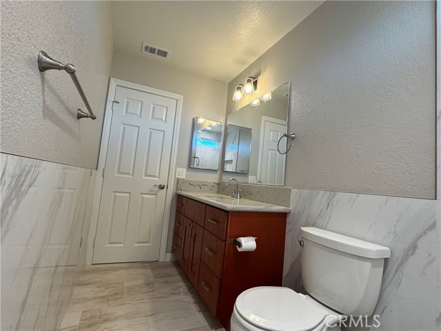 Detail Gallery Image 15 of 18 For 13549 Niabi Rd #C,  Apple Valley,  CA 92308 - 2 Beds | 1 Baths