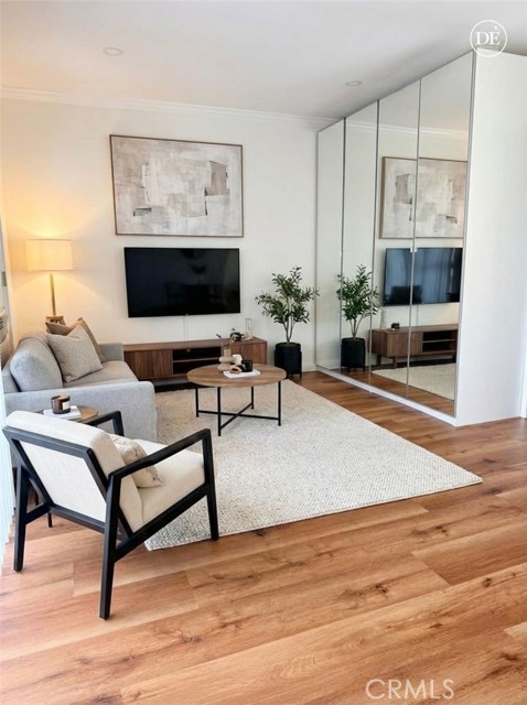 Front Image Thumbnail for CRGD26073455