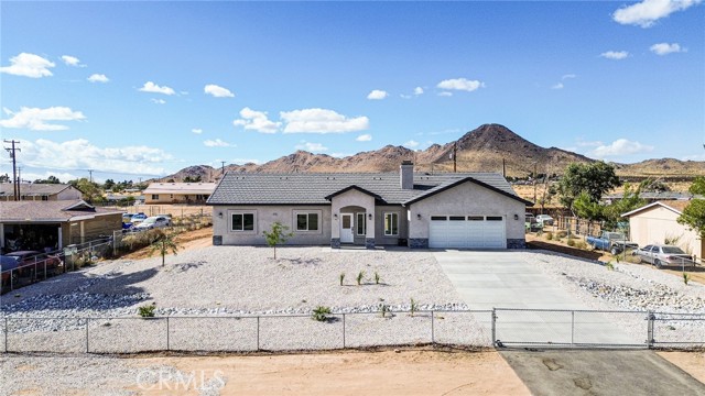 Detail Gallery Image 1 of 37 For 16162 Quantico Rd, Apple Valley,  CA 92307 - 4 Beds | 3 Baths