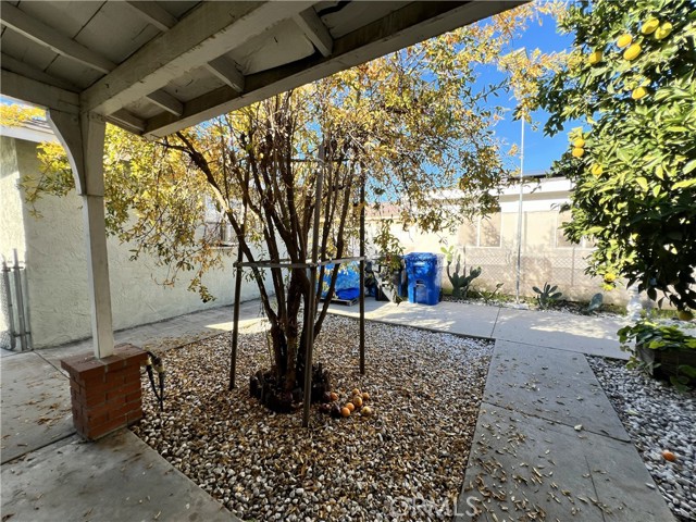 Detail Gallery Image 26 of 37 For 828 N Angeleno, Azusa,  CA 91702 - 4 Beds | 3 Baths