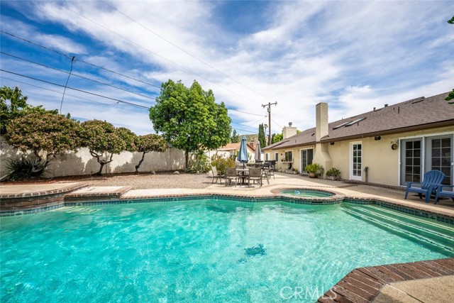 Image 37 of 55 For 590 Espanita