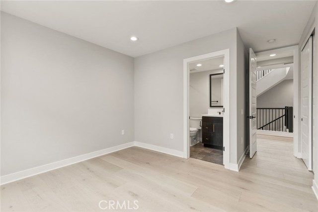 Detail Gallery Image 17 of 26 For 204 Stage, Irvine,  CA 92618 - 6 Beds | 5 Baths