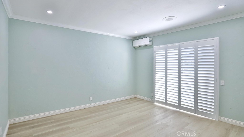 MLS #OC25233956 image #20