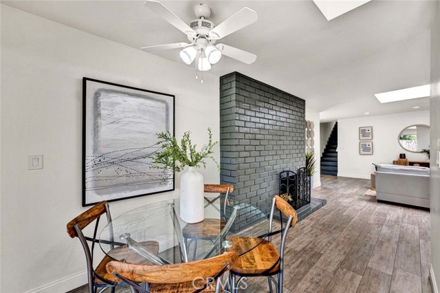 1981 Mitchell Avenue, Tustin CA: https://media.crmls.org/medias/1bf124f2-05c8-482d-881d-c58093ef58ec.jpg