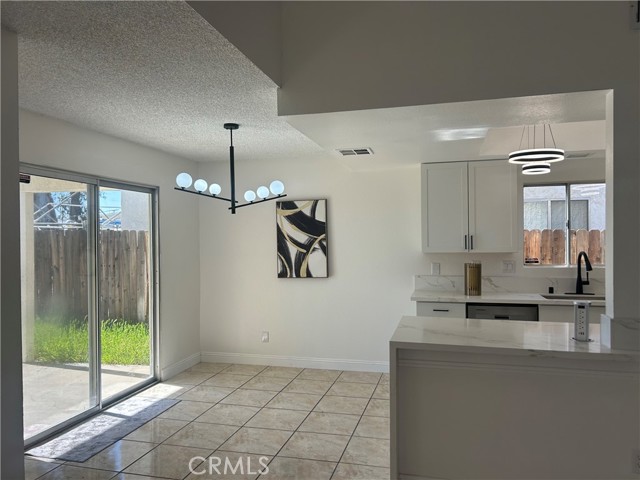 Detail Gallery Image 6 of 24 For 25177 Dana Ln, Moreno Valley,  CA 92551 - 3 Beds | 2 Baths