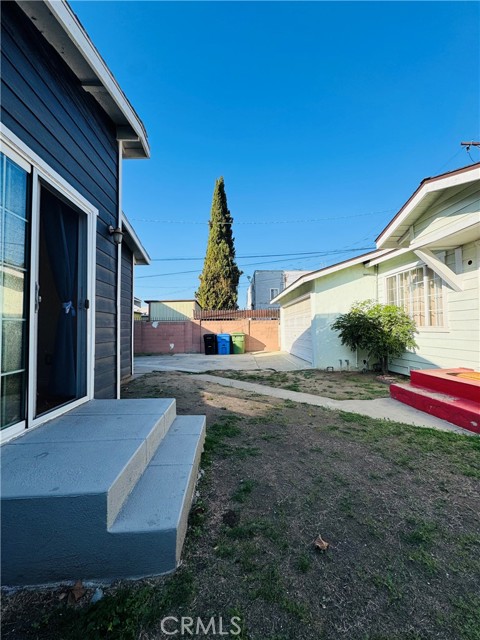 Detail Gallery Image 16 of 39 For 4312 Walton, Los Angeles,  CA 90037 - – Beds | – Baths