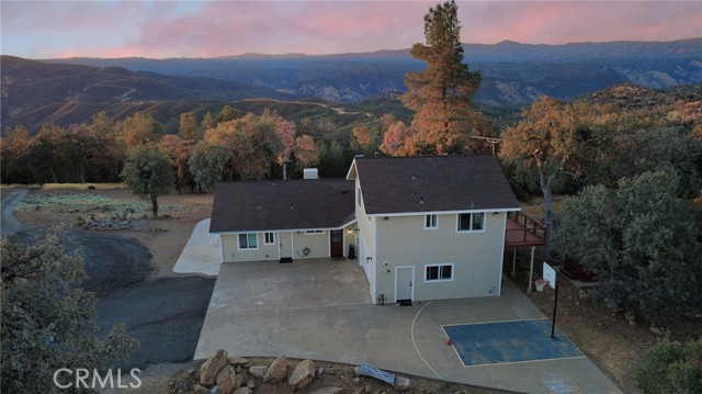 6097 Sherlock Road, Midpines CA: https://media.crmls.org/medias/1bf35afc-df4d-4a7c-a72c-4210a4015666.jpg