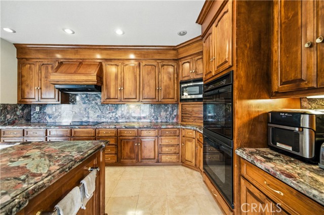 Detail Gallery Image 29 of 47 For 30700 Spyglass Way, Menifee,  CA 92587 - 5 Beds | 3/1 Baths