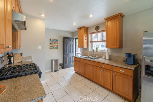 Detail Gallery Image 13 of 43 For 6768 Gardenia Ave, Long Beach,  CA 90805 - 2 Beds | 1 Baths