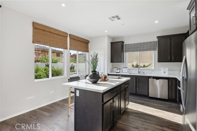 49329 Meadowlark Place, Indio CA: https://media.crmls.org/medias/1bf4d5cd-d7c5-43ff-9c01-0d2134ffd53d.jpg