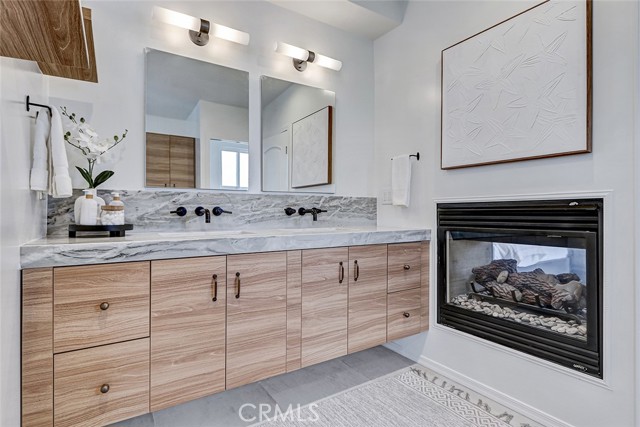 Detail Gallery Image 50 of 75 For 104 Saint Joseph Ave, Long Beach,  CA 90803 - 5 Beds | 3 Baths