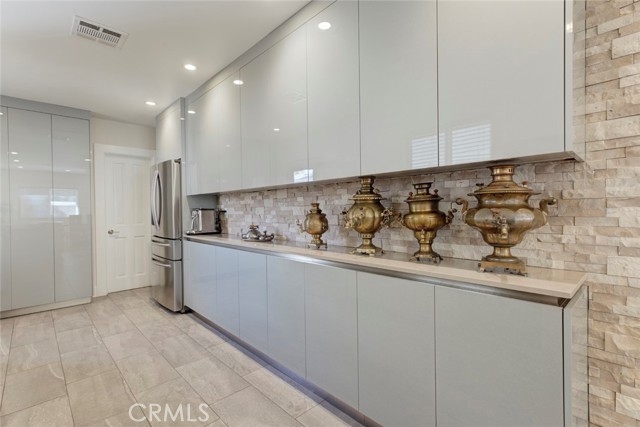 16814 Mayall Street photo 8