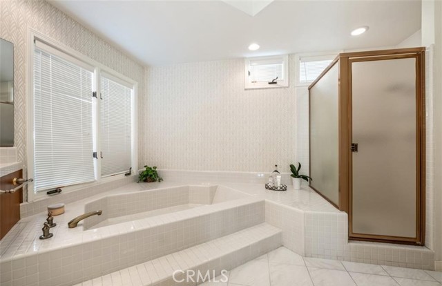 Detail Gallery Image 9 of 21 For 26052 Spur Branch, Laguna Hills,  CA 92653 - 4 Beds | 3 Baths