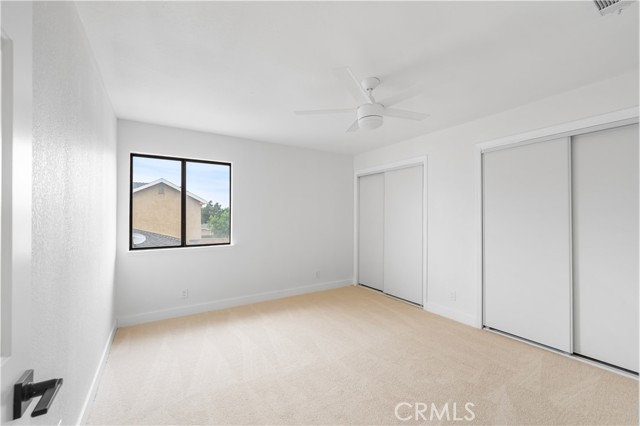 42346 W 47th W Street, Lancaster CA: https://media.crmls.org/medias/1bf75e66-e654-4ffc-9753-feb2cdbf0079.jpg