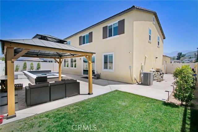 Detail Gallery Image 31 of 39 For 1212 Venice Ave, Mentone,  CA 92359 - 4 Beds | 3 Baths