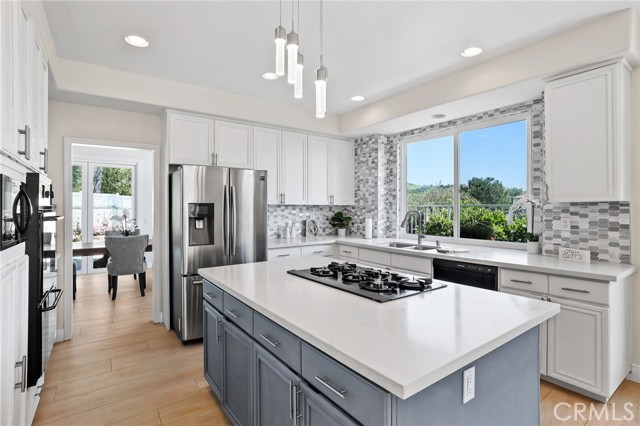 Detail Gallery Image 13 of 32 For 16 Deerfield Place, Trabuco Canyon,  CA 92679 - 5 Beds | 3 Baths