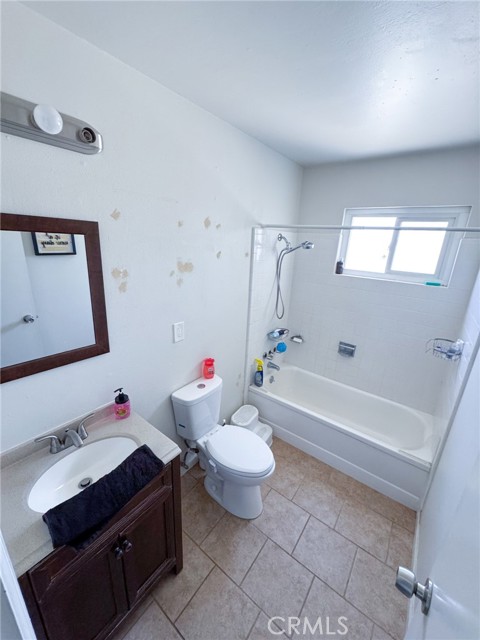 Detail Gallery Image 15 of 18 For 1140 Front St, Livingston,  CA 95334 - 3 Beds | 2 Baths
