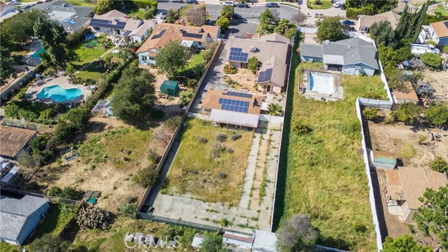 Detail Gallery Image 65 of 74 For 9826 Columbus, North Hills,  CA 91343 - 7 Beds | 5/1 Baths