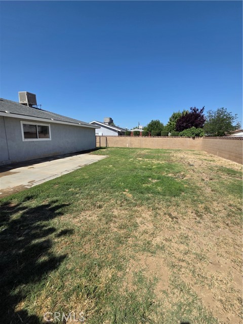 Detail Gallery Image 30 of 37 For 355 Woodlark St, Lancaster,  CA 93535 - 4 Beds | 2 Baths