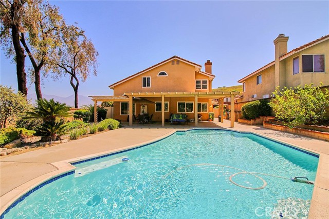 Detail Gallery Image 30 of 34 For 2253 Wandering Ridge Dr, Chino Hills,  CA 91709 - 4 Beds | 2/1 Baths