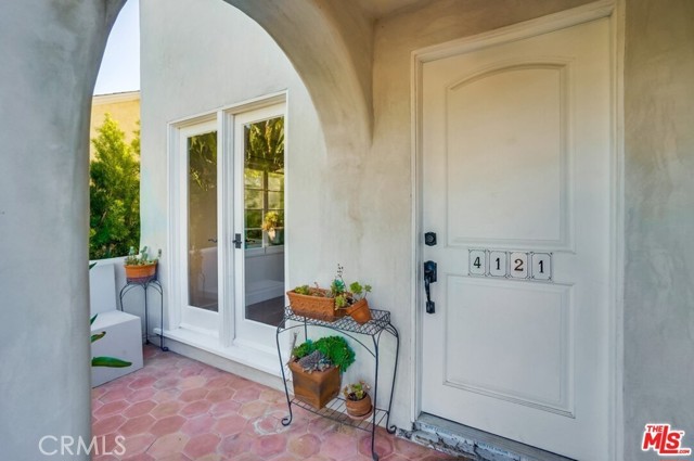 Detail Gallery Image 2 of 12 For 4121 4121 Shelburn, Los Angeles,  CA 90065 - 1 Beds | 1 Baths