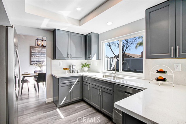 Detail Gallery Image 10 of 25 For 26730 Black Horse, Corona,  CA 92883 - 4 Beds | 2/1 Baths