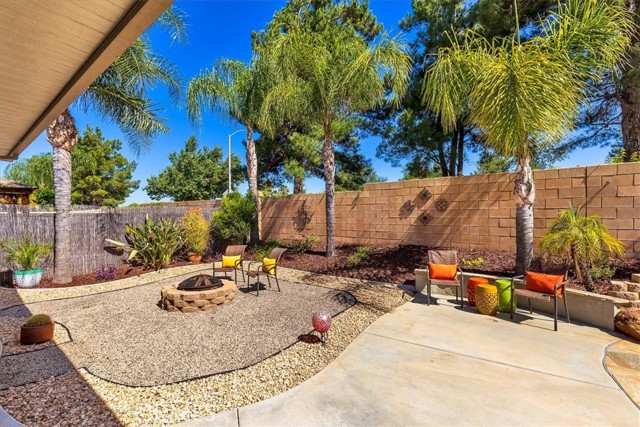 32598 Breton Drive, Winchester CA: https://media.crmls.org/medias/1bfd8b71-6416-44e8-a002-8faef6132100.jpg
