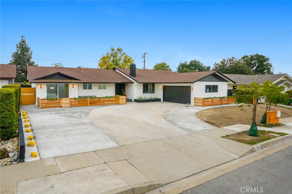 1446 Turning Bend Drive, Claremont, CA 91711