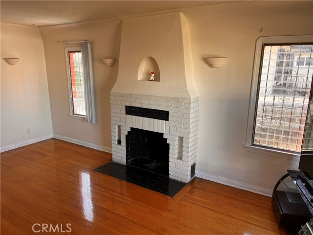 Detail Gallery Image 10 of 25 For 716 W 105th St, Los Angeles,  CA 90044 - 3 Beds | 1 Baths