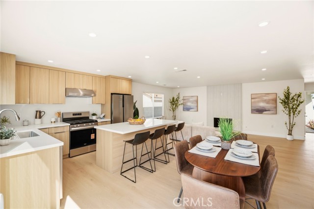 Front Image Thumbnail for CROC26071394