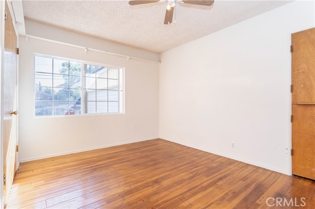 Detail Gallery Image 16 of 33 For 7701 Orion Ave, Van Nuys,  CA 91406 - 3 Beds | 2 Baths