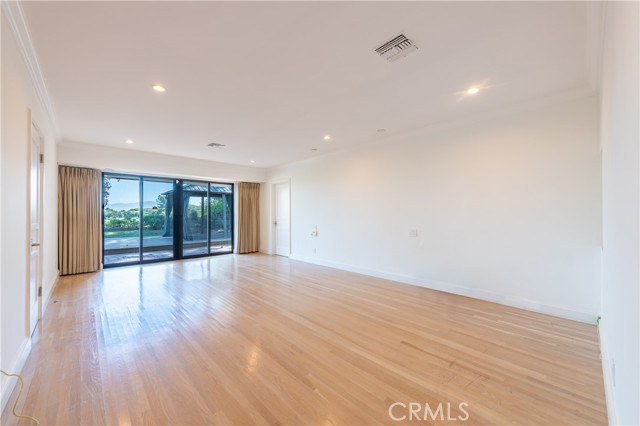 Detail Gallery Image 13 of 26 For 16511 Academia Dr, Encino,  CA 91436 - 3 Beds | 3/1 Baths