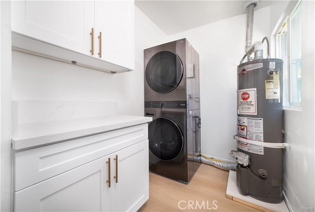 Detail Gallery Image 11 of 11 For 1009 W Myrtle, Santa Ana,  CA 92703 - 2 Beds | 1 Baths