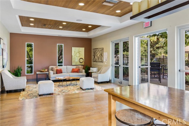 13123 Park Place, Hawthorne CA: https://media.crmls.org/medias/1c004139-1618-4e71-97fc-22c531a64ef7.jpg