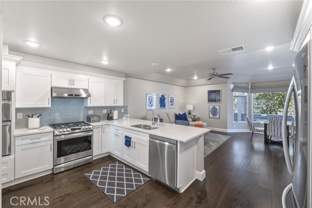 Detail Gallery Image 5 of 36 For 34300 Lantern Bay #107,  Dana Point,  CA 92629 - 2 Beds | 2 Baths