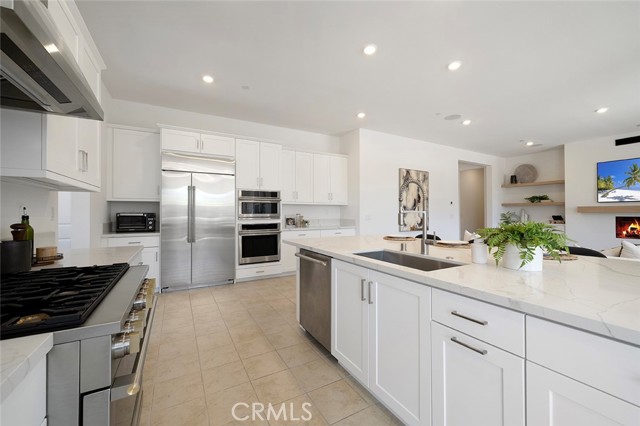 Detail Gallery Image 15 of 48 For 1010 Juniper, Glendora,  CA 91741 - 4 Beds | 3/1 Baths