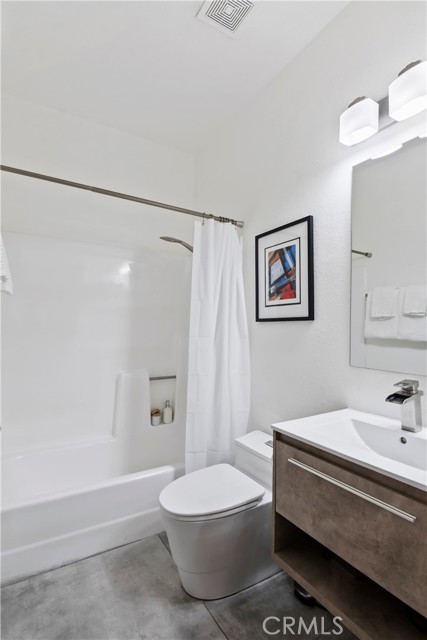 Detail Gallery Image 26 of 51 For 13331 Moorpark St #315,  Sherman Oaks,  CA 91423 - 2 Beds | 2 Baths
