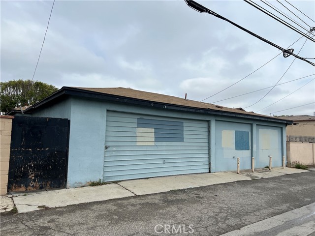 2 Car detached garage